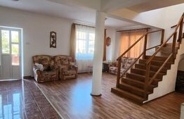 Casa  superba cu 4 camere de vanzare