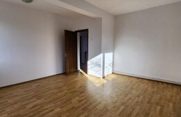 Casa  superba cu 4 camere de vanzare