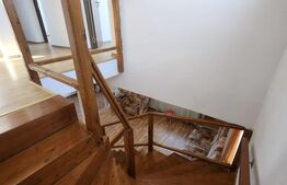 Casa  superba cu 4 camere de vanzare