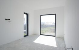 Casa semifinisata, 4 camere Corunca