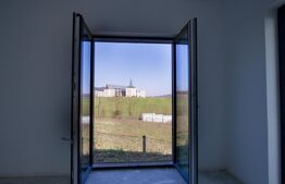 Casa semifinisata, 4 camere Corunca