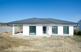 Casa semifinisata, 4 camere Corunca