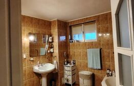 Casa superba 7 camere, 341 mp, zona Dambu