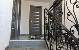 Vand sau schimb cu apartament vila superba cu 3 dormitoare  in Ungheni