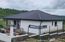 Livezeni - Casa 4 Camere 134 mp utili, Teren 1.000 MP