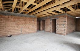 Livezeni - Casa 4 Camere 134 mp utili, Teren 1.000 MP