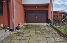 Casa spatioasa cu 5 dormitoare de vanzare in Chetani