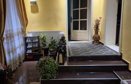 Casa spatioasa cu 5 dormitoare de vanzare in Chetani