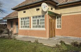 Casa de vanzare Nazna strada Principala 1400 mp teren