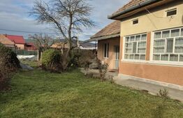 Casa de vanzare Nazna strada Principala 1400 mp teren