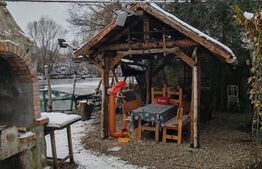 Cabana 3 camere + 1,7 ha teren , Spre Campul Cetatii 