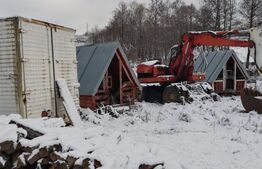 Cabana 3 camere + 1,7 ha teren , Spre Campul Cetatii 