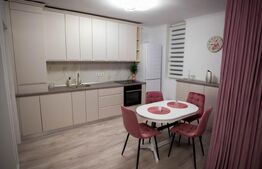 Apartament cu 3 camere, 80 mp, zona Unirii