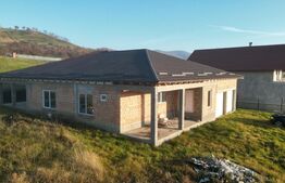  Casă individuală 4 camere, 285 mp, Ideciu de Jos