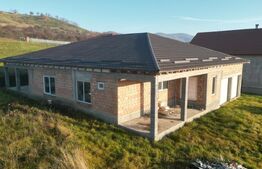 Casă individuală 4 camere, 285 mp, Ideciu de Jos