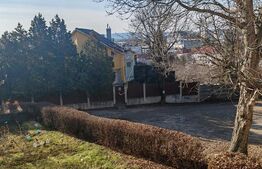 Apartament cu 4 camere, 80 mp, zona Dambu Pietros