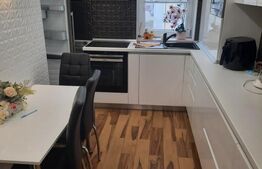 Apartament cu 3 camere, 75 mp, zona Târnăveni 