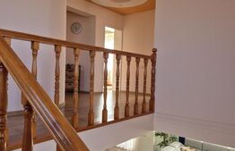 Vila superba de vanzare in zona Livezeni cu priveliste deosebita