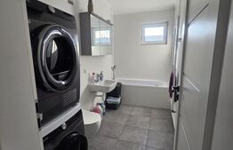 Apartament cu 3 camere, 80 mp, zona-Maurer