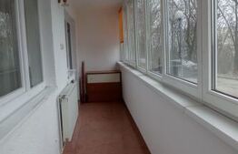 Apartament de inchiriat, cu 3 camere, 72 mp, zona Cornisa
