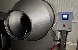  Fabrica de preparate din carne , total functionala, dotata si utilata la cheie!