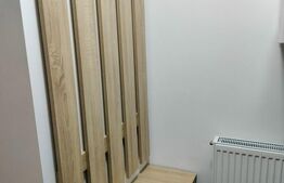Apartament cu 2 camere,  65 mp, zona semicentrala