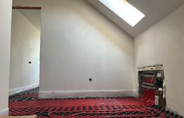 Casa de vanzare, cu 4 camere, 130,80 mp, zona Unirii