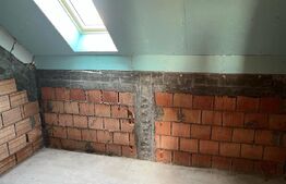 Casa de vanzare, cu 4 camere, 130,80 mp, zona Unirii