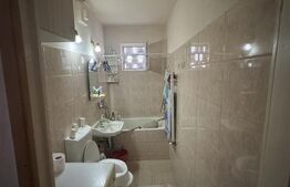 APARTAMENT CU 3 CAMERE, DAMBU, ETAJ INTERMEDIAR.