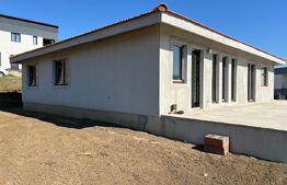 „Casă în stil mediteranean de vânzare în Livezeni – Oază de liniște și confort”