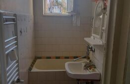 Apartament cu 3 camere, 56 mp,  zona Libertății 