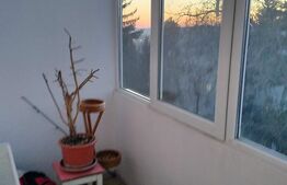 Apartament cu 3 camere, 54 mp, zona Dambu