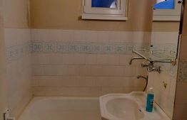 Apartament cu 3 camere, 54 mp, zona Dambu