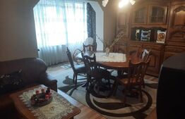 Apartament cu 3 camere, 70 mp, zona Dambu 