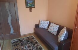 Apartament cu 3 camere, 70 mp, zona Dambu 