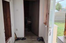 Proprietate cu 2 case in centrul localitatii Ogra