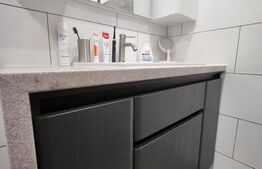 Casa cu 3 camere, 2 bucatarii, Teren de 1000 mp, zona Unirii