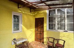 Casă tradițională de vanzare, 3 camere, 77 mp, cu teren de 852 m², zona Unirii