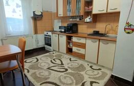 Apartament 2 camere de vânzare, cartierul Unirii, decomandat, etaj intermediar