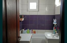 Apartament 2 camere de vânzare, cartierul Unirii, decomandat, etaj intermediar