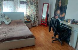 Casa, 4 camere, 90 mp,  zona Budai