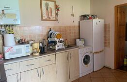 Casa de vanzare cu 3 camere, 80 mp, zona Mureșeni