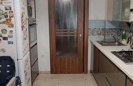 Apartament de vanzare cu 3 camere, 80 mp, Aleea Carpați + posibilitate garaj