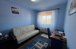 Apartament de vanzare, cu 4 camere, 68 mp, zona Dambu Pietros