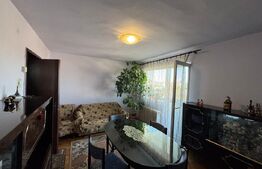 Apartament de vanzare, cu 4 camere, 68 mp, zona Dambu Pietros