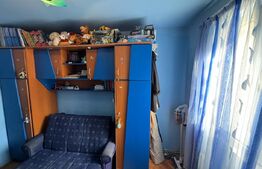 Apartament de vanzare, cu 4 camere, 68 mp, zona Dambu Pietros