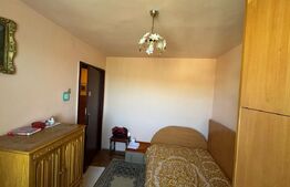 Apartament de vanzare, cu 4 camere, 68 mp, zona Dambu Pietros
