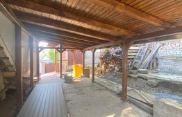 3 apartamente la casa de vanzare, singur in curte, 150 mp, zona centrala