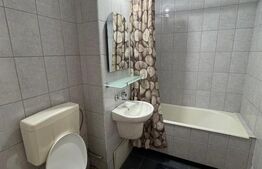 Apartament de vanzare, cu 3 camere, decomandate, 68 mp, zona Pandurilor 