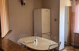 Apartament de vanzare, cu 3 camere, decomandate, 68 mp, zona Pandurilor 